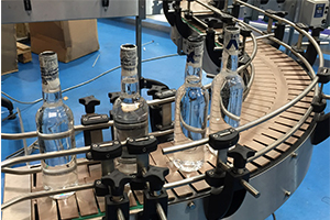 How are conveying system classified?