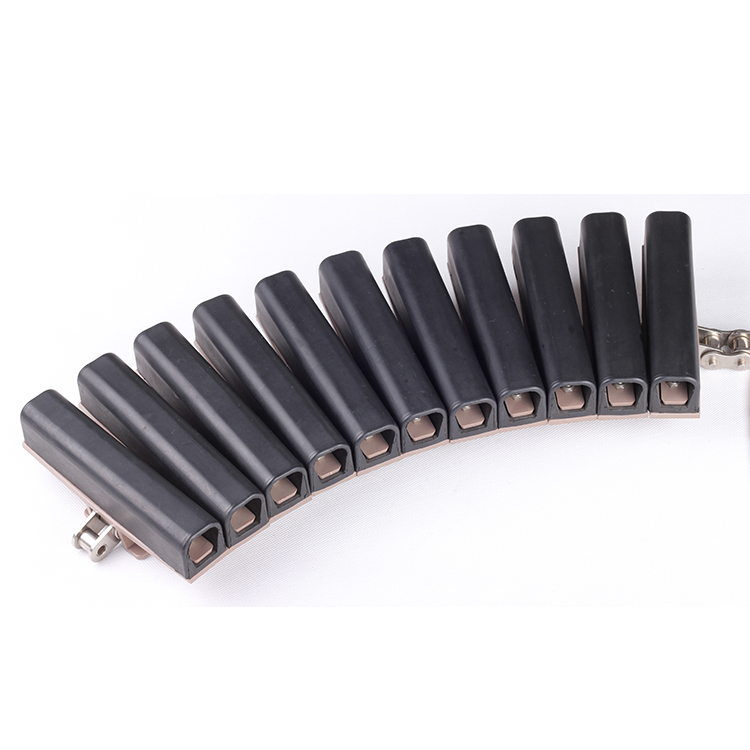1873 D-Finger Gripper Chain with Black Plastic Tab Sideflex Conveyor Chain